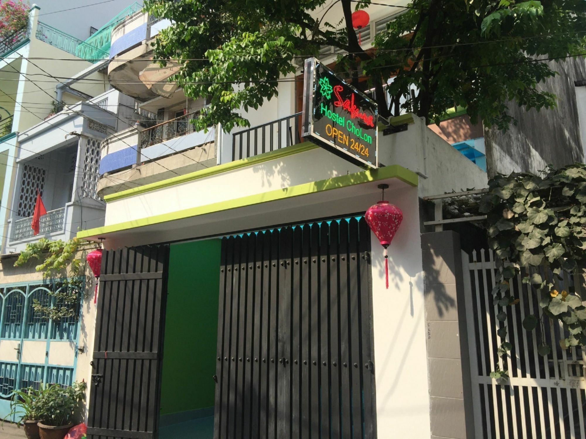 Spot On 710 Sakura Hostel Cholon مدينة هوشي منه المظهر الخارجي الصورة
