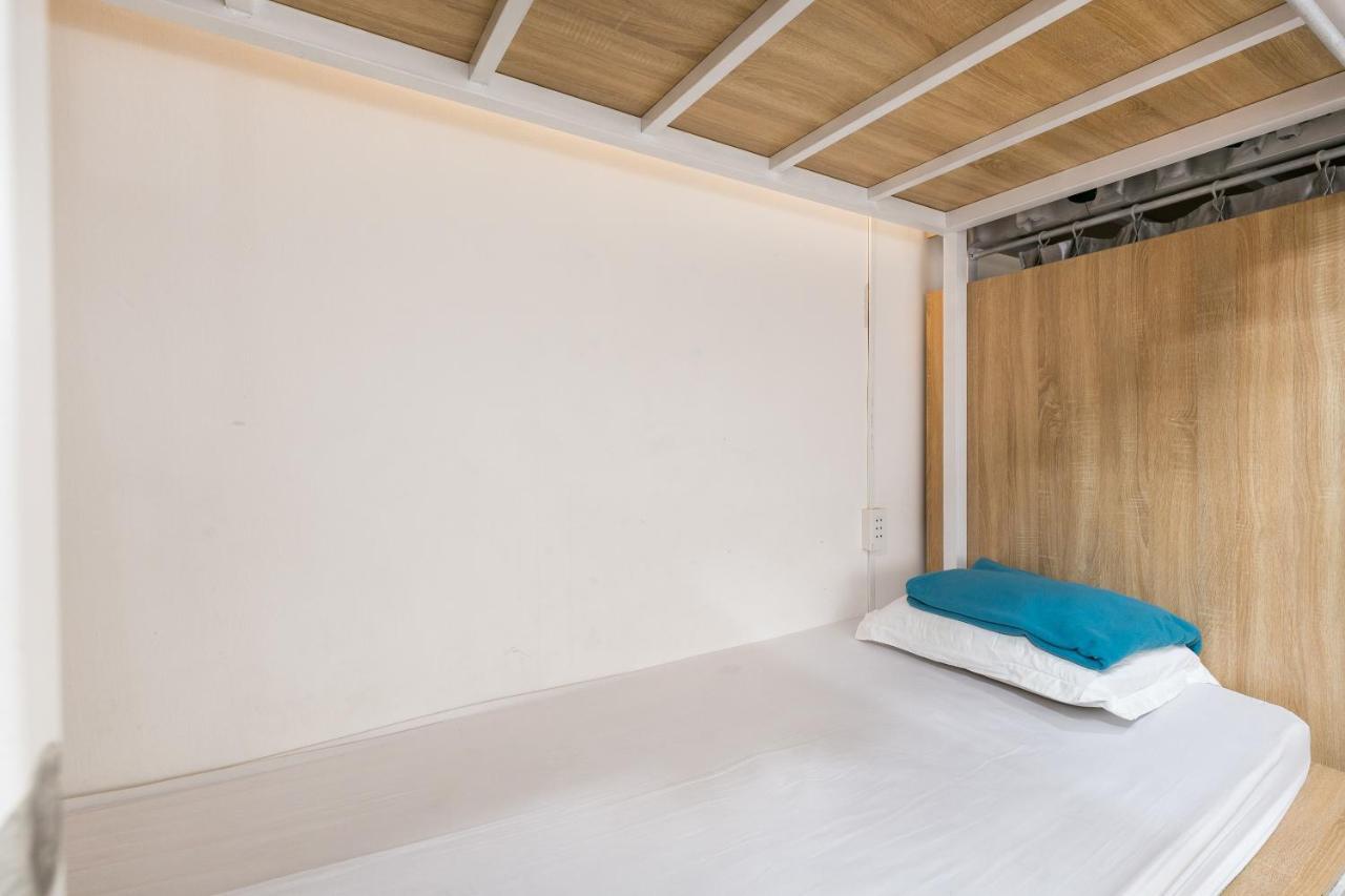 Spot On 710 Sakura Hostel Cholon مدينة هوشي منه المظهر الخارجي الصورة