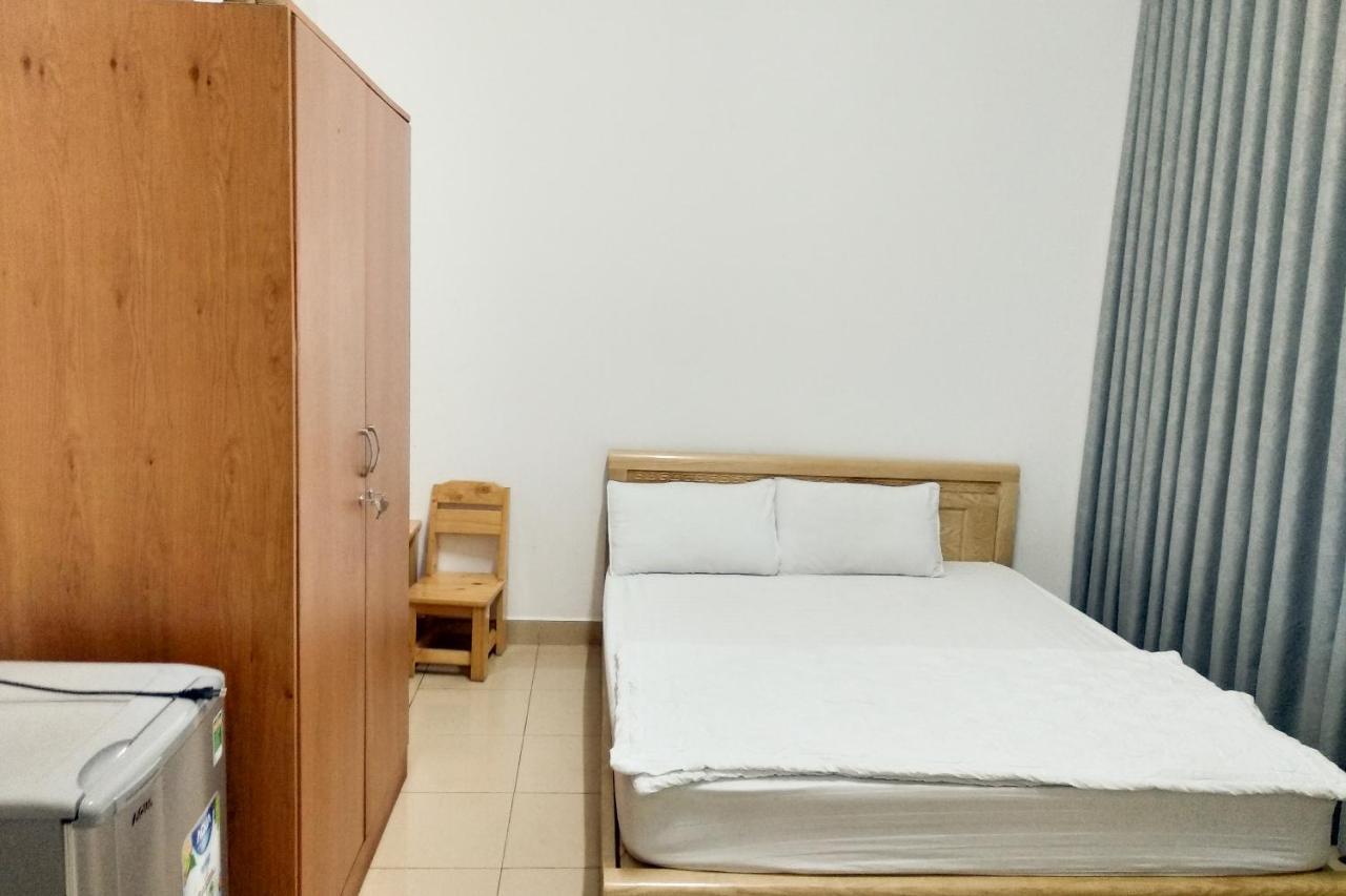 Spot On 710 Sakura Hostel Cholon مدينة هوشي منه المظهر الخارجي الصورة