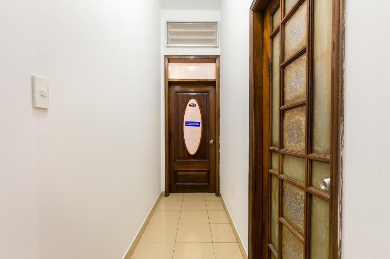 Spot On 710 Sakura Hostel Cholon مدينة هوشي منه المظهر الخارجي الصورة